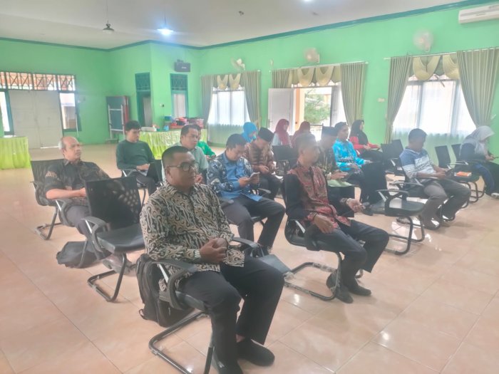 Kankemenag Tanjab Barat Gelar Rapat Pembangunan ZI dan Short Course Pengisian LKE ZI Tahun 2026