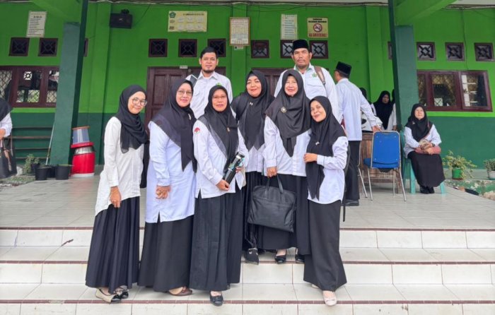 Tenaga Pendidik MAN 2 Tanjab Barat Ikuti Workshop MGMP Tingkat MA