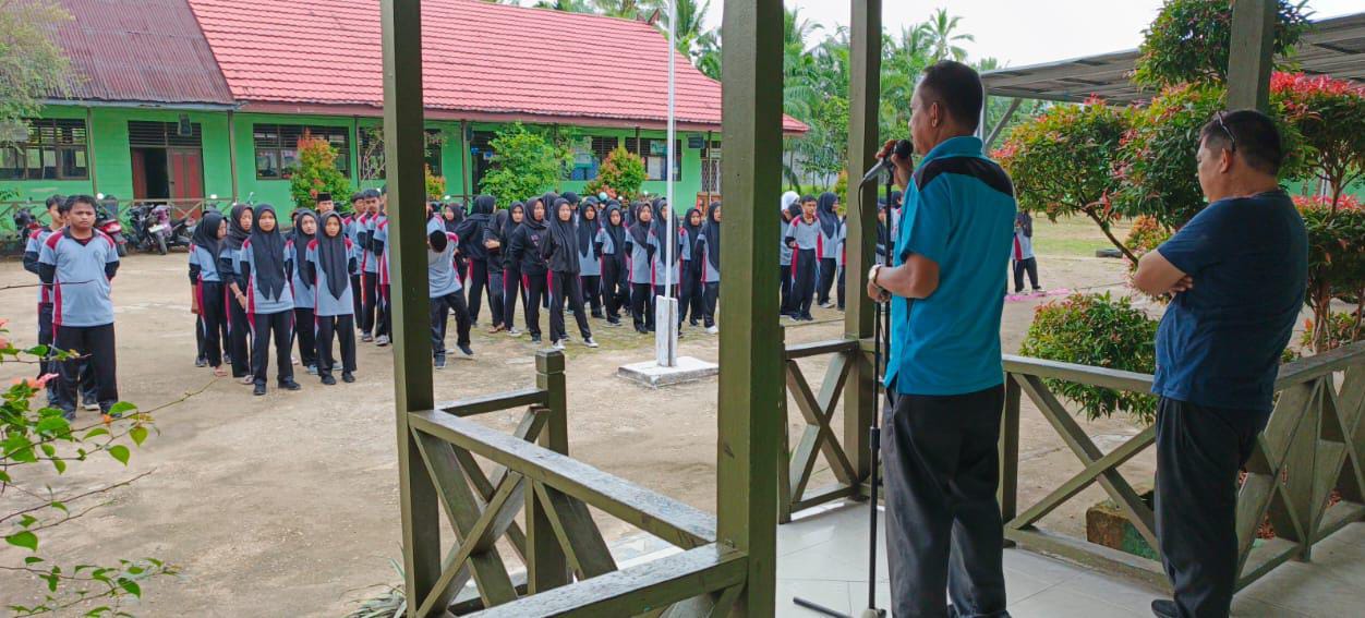 LOMBA MEMPERINGATI HARI GURU