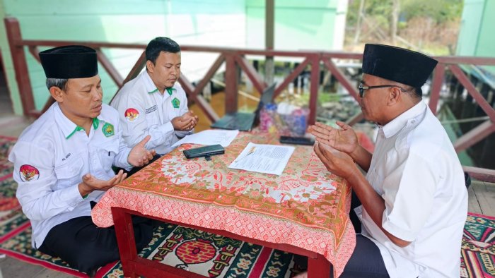 Zakat Fitrah di MAN 2 Tanjab Barat