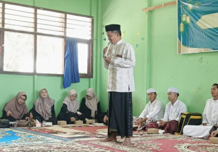 Peringatan Isra Miraj di MAN 2 Tanjab Barat, Ustadz M. Thaha, S.Pd.I Sampaikan Ceramah Inspiratif